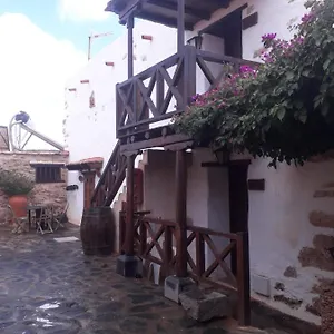 https://casa-rural-tamasite.in-canary-islands.com