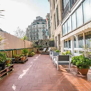 Albergue 360 Borne, Barcelona
